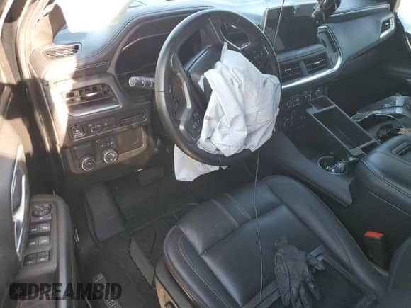 2024 Chevrolet Suburban RST с VIN 1GNSCEKD9RR229970, выставлен на аукционе Copart как лот 84934975 с пробегом Не указан миль и Списание • Salvage title. История ставок и продаж доступна на DreamBid. Изображение 8.