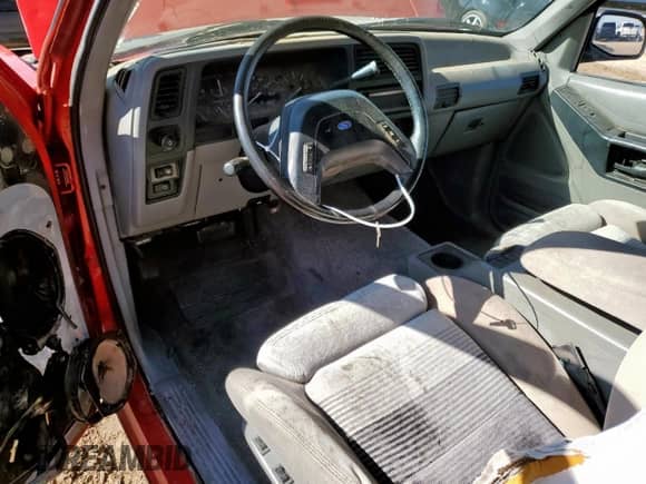 1991 Ford Explorer с VIN 1FMCU22X5MUB26646, выставлен на аукционе Copart как лот 80366175 с пробегом 46 023 миль миль и Чистый • Clean title. История ставок и продаж доступна на DreamBid. Изображение 8.
