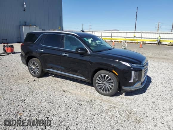 2025 Hyundai Palisade Calligraphy with VIN KM8R7DGE1SU944361, listed as a Copart auction lot 84049245 with 446 mi miles and Salvage title. Bid and sale history available at DreamBid. Image 4.