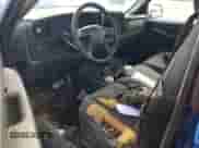 2004 Chevrolet Silverado 1500 LS с VIN 1GCEK14T54E242978, выставлен на аукционе Copart как лот 81433284 с пробегом 133 525 миль миль и Списание • Salvage title. История ставок и продаж доступна на DreamBid. Изображение 8.