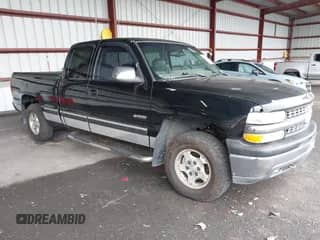 1999 Chevrolet Silverado 1500 LS with VIN 2GCEK19T5X1100435, listed as a IAAI auction lot 43431103 with 307,909 mi miles and . Bid and sale history available at DreamBid. Image 1.