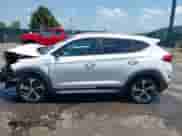 2017 Hyundai Tucson Sport с VIN KM8J3CA25HU293407, выставлен на аукционе IAAI как лот 42564080 с пробегом 82 440 миль миль и . История ставок и продаж доступна на DreamBid. Изображение 14.