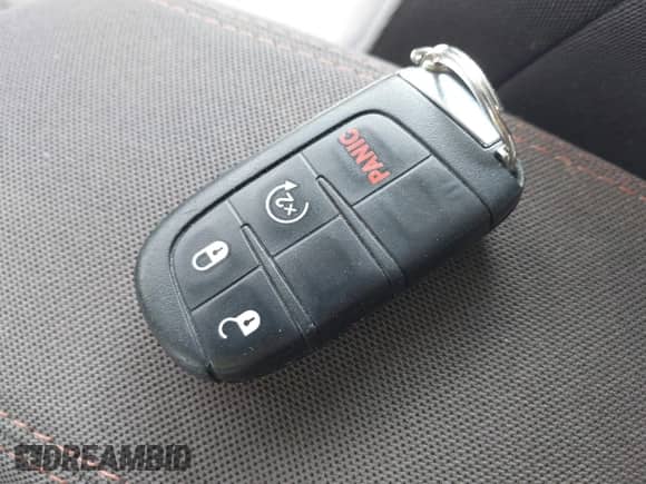2017 Jeep Renegade Latitude с VIN ZACCJABB0HPF00759, выставлен на аукционе IAAI как лот 42264251 с пробегом 246 494 миль миль и . История ставок и продаж доступна на DreamBid. Изображение 11.