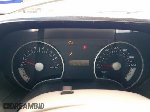 2007 Ford Explorer XLT z VIN 1FMEU63E67UB66154, wystawiony jako Copart lot #69510395 z przebiegiem 122 470 mil mil oraz Czysty tytuł • Clean title. Historia ofert i sprzedaży dostępna na DreamBid. Obrazek 9.