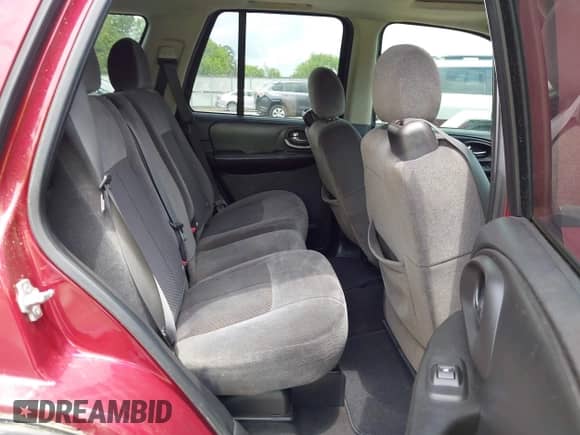 2007 Chevrolet TrailBlazer SS с VIN 1GNES13H072234930, выставлен на аукционе IAAI как лот 42249514 с пробегом 209 193 миль миль и . История ставок и продаж доступна на DreamBid. Изображение 8.