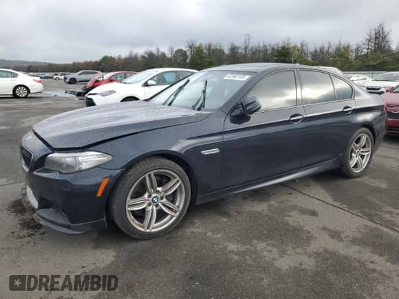 2016 BMW 5 Series 550i z VIN WBAKN9C55GD963000, wystawiony jako Copart lot #82060105 z przebiegiem 91 259 mil mil oraz Szkoda całkowita • Salvage title. Historia ofert i sprzedaży dostępna na DreamBid. Obrazek 1.