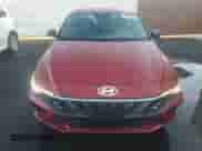 2025 Hyundai Elantra SEL Sport z VIN KMHLM4DJ1SU176347, wystawiony jako Copart lot #71968135 z przebiegiem 1 168 mil mil oraz Czysty tytuł • Clean title. Historia ofert i sprzedaży dostępna na DreamBid. Obrazek 5.