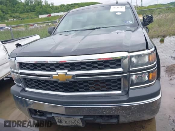2014 Chevrolet Silverado 1500 Work Truck z VIN 1GCNKPEC6EZ296723, wystawiony jako IAAI lot #42336207 z przebiegiem 247 718 mil mil oraz . Historia ofert i sprzedaży dostępna na DreamBid. Obrazek 12.