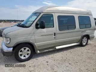 2005 Ford Econoline Cargo Recreational with VIN 1FDRE14L35HB44679, listed as a Copart auction lot 69838555 with 127,419 mi miles and Clean title. Bid and sale history available at DreamBid. Image 1.