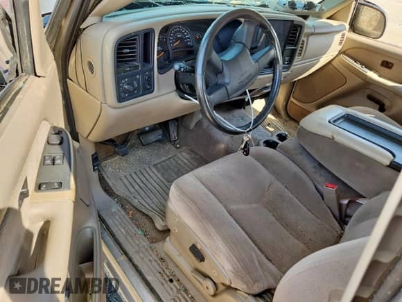 2003 GMC Sierra 1500 SLE with VIN 2GTEC19T331157918, listed as a Copart auction lot 68437155 with 130,152 mi miles and Salvage title. Bid and sale history available at DreamBid. Image 8.