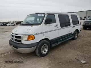 1998 Dodge Cargo Conversion with VIN 2B6HB11YXWK101470, listed as a Copart auction lot 51204935 with 148,490 mi miles and Clean title. Bid and sale history available at DreamBid. Image 1.