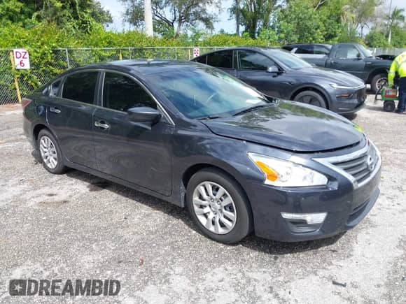 2015 Nissan Altima 2.5 with VIN 1N4AL3AP0FC215416, listed as a IAAI auction lot 43371584 with 303,637 mi miles and . Bid and sale history available at DreamBid. Image 1.