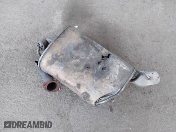 2009 Toyota Camry with VIN 4T1BE46K29U909644, listed as a IAAI auction lot 42761547 with 144,838 mi miles and . Bid and sale history available at DreamBid. Image 12.