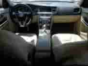 2015 Volvo S60 с VIN YV126MFD2F1309782, выставлен на аукционе Copart как лот 69631415 с пробегом 81 767 миль миль и Списание • Salvage title. История ставок и продаж доступна на DreamBid. Изображение 8.
