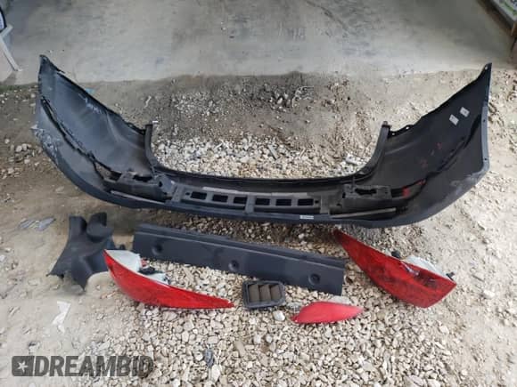 2011 Hyundai Tucson GLS with VIN KM8JU3AC9BU292127, listed as a Copart auction lot 80442245 with 161,027 mi miles and Salvage title. Bid and sale history available at DreamBid. Image 13.