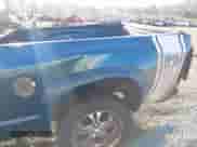 2005 Dodge 1500 SLT z VIN 1D7HA18D95S317063, wystawiony jako IAAI lot #43205129 z przebiegiem 293 381 mil mil oraz . Historia ofert i sprzedaży dostępna na DreamBid. Obrazek 6.