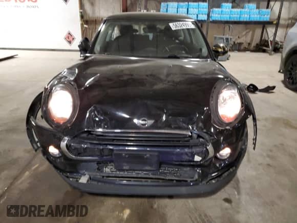2018 MINI Hardtop Cooper с VIN WMWXP5C59J3C65496, выставлен на аукционе Copart как лот 56324995 с пробегом 84 233 миль миль и Списание • Salvage title. История ставок и продаж доступна на DreamBid. Изображение 5.