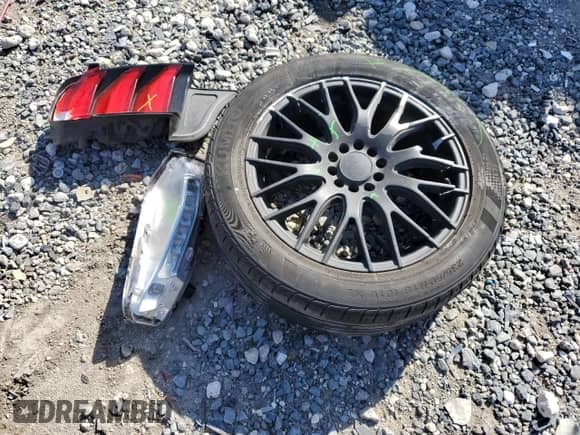 2018 Ford Mustang GT Premium z VIN 1FATP8FF8J5143131, wystawiony jako Copart lot #69459065 z przebiegiem 75 773 mil mil oraz Szkoda całkowita • Salvage title. Historia ofert i sprzedaży dostępna na DreamBid. Obrazek 12.