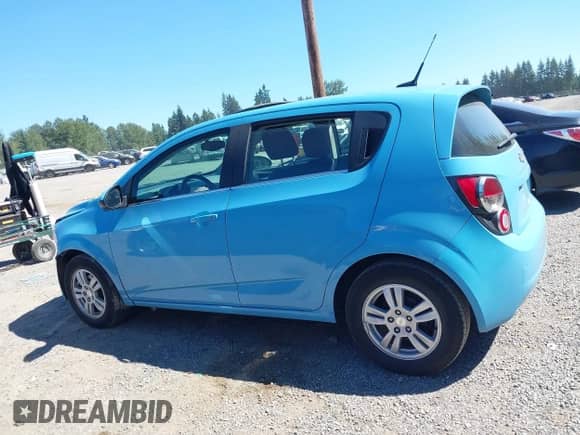 2014 Chevrolet Sonic LT with VIN 1G1JC6SBXE4157220, listed as a IAAI auction lot 42728931 with 76,007 mi miles and . Bid and sale history available at DreamBid. Image 14.