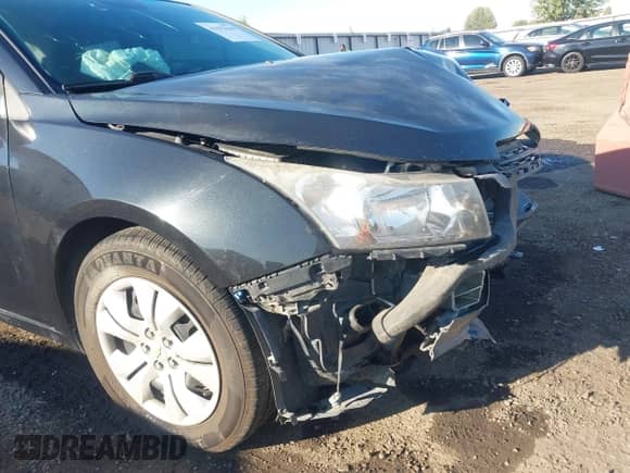 2015 Chevrolet Cruze LS с VIN 1G1PA5SGXF7110498, выставлен на аукционе IAAI как лот 43273649 с пробегом 145 700 миль миль и . История ставок и продаж доступна на DreamBid. Изображение 19.