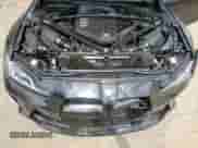 2025 BMW M3 z VIN WBS13HJ02SFU65199, wystawiony jako Copart lot #54021255 z przebiegiem 876 mil mil oraz Szkoda całkowita • Salvage title. Historia ofert i sprzedaży dostępna na DreamBid. Obrazek 11.