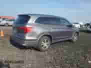 2017 Honda Pilot EX-L z VIN 5FNYF5H73HB023284, wystawiony jako Copart lot #72001945 z przebiegiem 201 850 mil mil oraz Szkoda całkowita • Salvage title. Historia ofert i sprzedaży dostępna na DreamBid. Obrazek 3.