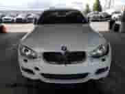 2012 BMW 3 Series 328i с VIN WBAKE5C51CJ106337, выставлен на аукционе Copart как лот 82383085 с пробегом 119 121 миль миль и Списание • Salvage title. История ставок и продаж доступна на DreamBid. Изображение 5.