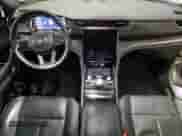 2023 Jeep Grand Cherokee Overland с VIN 1C4RJKDG8P8805067, выставлен на аукционе Copart как лот 47383225 с пробегом 34 778 миль миль и Списание • Salvage title. История ставок и продаж доступна на DreamBid. Изображение 8.