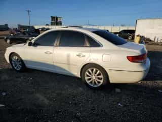 2007 Hyundai Azera SE с VIN KMHFC46F27A140975, выставлен на аукционе Copart как лот 74530674 с пробегом 73 188 миль миль и Списание • Salvage title. История ставок и продаж доступна на DreamBid. Изображение 2.
