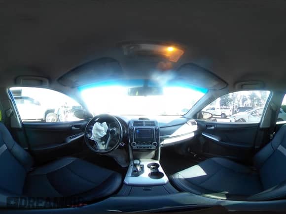 2014 Toyota Camry SE with VIN 4T1BF1FK0EU305189, listed as a IAAI auction lot 43398662 with 207,493 mi miles and . Bid and sale history available at DreamBid. Image 18.