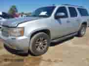 2011 Chevrolet Suburban LTZ с VIN 1GNSCKE04BR385153, выставлен на аукционе IAAI как лот 41720354 с пробегом 237 611 миль миль и . История ставок и продаж доступна на DreamBid. Изображение 2.