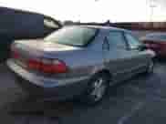 2000 Honda Accord EX with VIN 1HGCG1655YA011794, listed as a Copart auction lot 89843685 with 172,418 mi miles and Clean title. Bid and sale history available at DreamBid. Image 3.