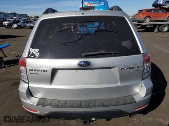 2011 Subaru Forester X Limited z VIN JF2SHAFC1BH707672, wystawiony jako Copart lot #77356504 z przebiegiem 225 111 mil mil oraz Szkoda całkowita • Salvage title. Historia ofert i sprzedaży dostępna na DreamBid. Obrazek 6.