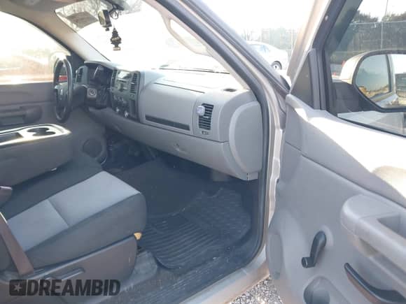 2007 GMC Sierra 1500 Work Truck с VIN 1GTEC14C97Z577591, выставлен на аукционе IAAI как лот 40972175 с пробегом 100 480 миль миль и . История ставок и продаж доступна на DreamBid. Изображение 5.