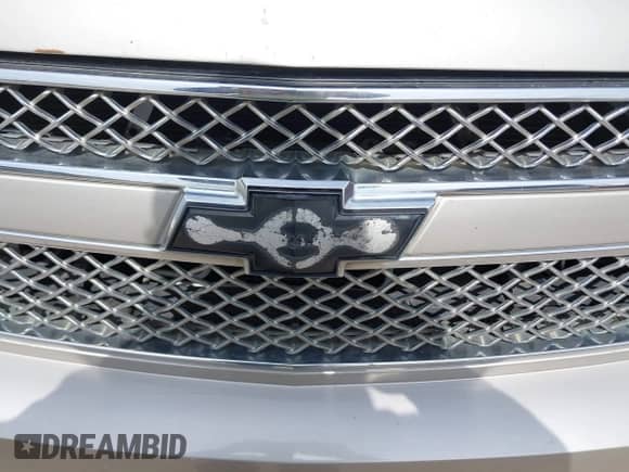 2009 Chevrolet Tahoe LTZ with VIN 1GNFC33009R217272, listed as a IAAI auction lot 42667388 with 199,795 mi miles and . Bid and sale history available at DreamBid. Image 6.