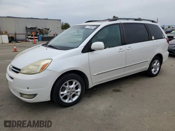 2005 Toyota Sienna XLE z VIN 5TDBA22C45S043463, wystawiony jako Copart lot #81296825 z przebiegiem 220 625 mil mil oraz Czysty tytuł • Clean title. Historia ofert i sprzedaży dostępna na DreamBid. Obrazek 1.