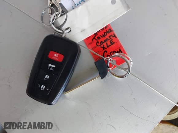 2023 Toyota Camry Hybrid XLE с VIN 4T1F31AK9PU607441, выставлен на аукционе IAAI как лот 39705099 с пробегом 15 682 миль миль и . История ставок и продаж доступна на DreamBid. Изображение 11.