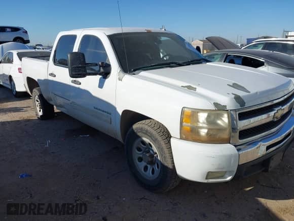 2011 Chevrolet Silverado 1500 LT с VIN 3GCPCSE02BG281730, выставлен на аукционе IAAI как лот 43328643 с пробегом 315 120 миль миль и . История ставок и продаж доступна на DreamBid. Изображение 1.