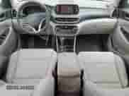 2020 Hyundai Tucson SE с VIN KM8J23A49LU159559, выставлен на аукционе Copart как лот 81087815 с пробегом 45 095 миль миль и Списание • Salvage title. История ставок и продаж доступна на DreamBid. Изображение 8.
