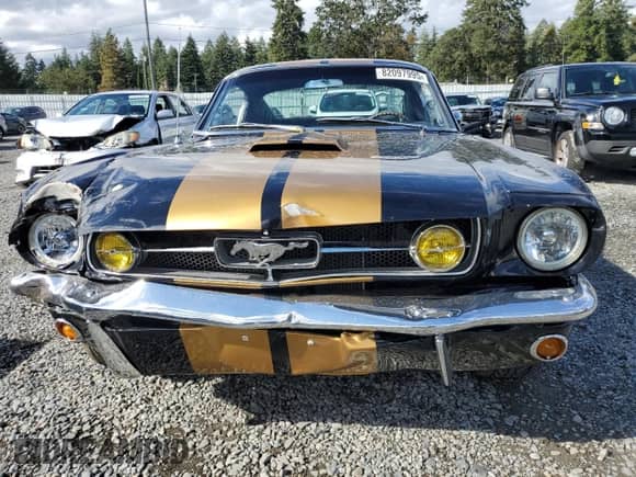1965 Ford Mustang with VIN 5R09T186141, listed as a Copart auction lot 82097995 with 95,802 mi miles and Salvage title. Bid and sale history available at DreamBid. Image 5.