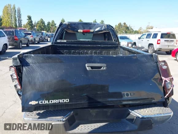 2006 Chevrolet Colorado Work Truck with VIN 1GCCS198068305417, listed as a IAAI auction lot 43478956 with 207,745 mi miles and . Bid and sale history available at DreamBid. Image 12.