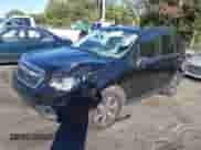 2018 Subaru Forester Premium z VIN JF2SJAEC5JH405628, wystawiony jako IAAI lot #43463543 z przebiegiem 106 481 mil mil oraz . Historia ofert i sprzedaży dostępna na DreamBid. Obrazek 2.