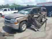 2004 Chevrolet Suburban LT с VIN 1GNEC16Z04J220383, выставлен на аукционе IAAI как лот 42716671 с пробегом Не указан миль и . История ставок и продаж доступна на DreamBid. Изображение 2.