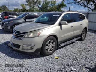 2015 Chevrolet Traverse LT с VIN 1GNKRHKDXFJ169210, выставлен на аукционе Copart как лот 82386595 с пробегом 118 026 миль миль и Списание • Salvage title. История ставок и продаж доступна на DreamBid. Изображение 1.