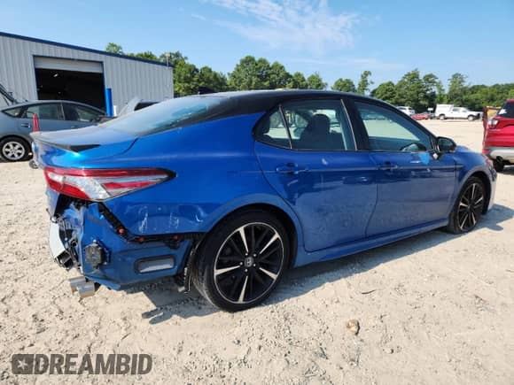 2019 Toyota Camry XSE z VIN 4T1BZ1HKXKU025490, wystawiony jako Copart lot #66884525 z przebiegiem 82 408 mil mil oraz Szkoda całkowita • Salvage title. Historia ofert i sprzedaży dostępna na DreamBid. Obrazek 3.