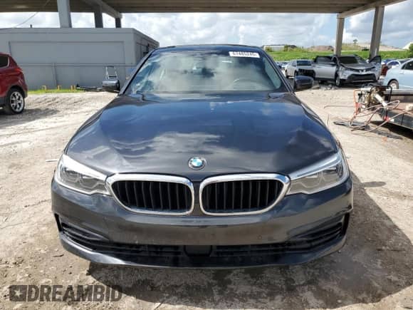 2019 BMW 5 Series 540i с VIN WBAJE5C57KG919138, выставлен на аукционе Copart как лот 67485245 с пробегом 84 370 миль миль и Чистый • Clean title. История ставок и продаж доступна на DreamBid. Изображение 5.