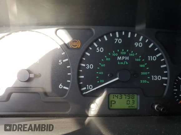 2002 Land Rover Discovery with VIN SALTL12482A743666, listed as a Copart auction lot 75930464 with 143,798 mi miles and Clean title. Bid and sale history available at DreamBid. Image 9.