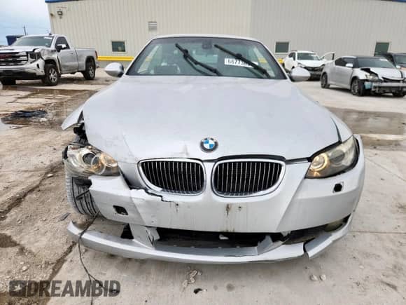 2007 BMW 3 Series 328i z VIN WBAWL13507PX16720, wystawiony jako Copart lot #68773895 z przebiegiem 91 223 mil mil oraz Szkoda całkowita • Salvage title. Historia ofert i sprzedaży dostępna na DreamBid. Obrazek 5.