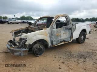 2010 Ford F-150 XL с VIN 1FTMF1EW5AKB35838, выставлен на аукционе Copart как лот 56751305 с пробегом Не указан миль и На запчасти • Non repairable. История ставок и продаж доступна на DreamBid. Изображение 1.