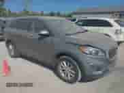 2017 Kia Sorento LX z VIN 5XYPG4A59HG194268, wystawiony jako IAAI lot #43233128 z przebiegiem 91 705 mil mil oraz . Historia ofert i sprzedaży dostępna na DreamBid. Obrazek 1.